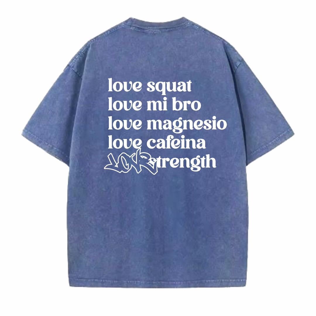 Camiseta Oversize LoveStrength estilo vintage