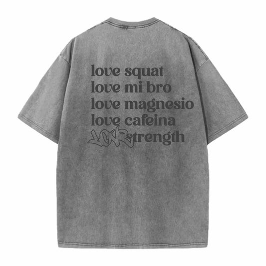 Camiseta Oversize LoveStrength estilo vintage